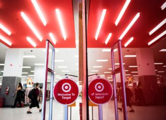 Target Is Selling a Thanksgiving Meal for $25 – Here’s How to Order Online