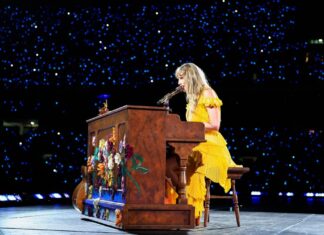 Taylor Swift Performs ‘Suburban Legends’ Live for the First Time in Rio de Janeiro