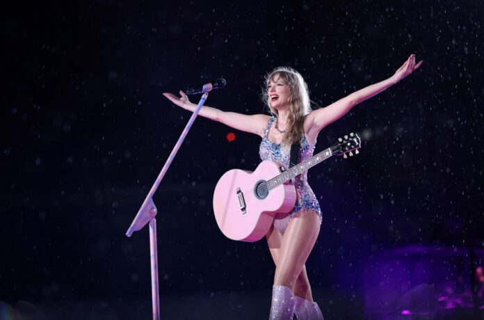 taylor-swift-eras-tour-rio-de-janeiro-2023-billboard-1548.jpg