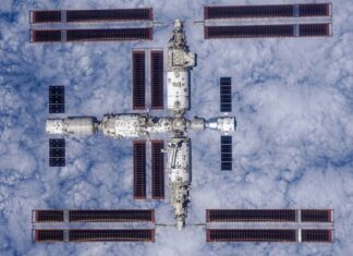 China shows off entirety of new space station for first time