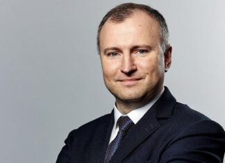 Ukraine fires top cybersecurity officials
