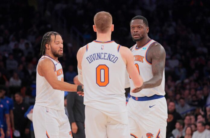 0-greeted-new-york-knicks-73069741.jpg