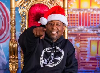 Martin Lawrence Plays Santa For Foster Kids, Presents and Go-Kart Races