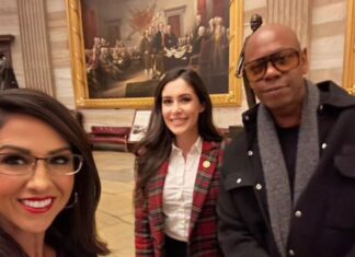 Rep. Lauren Boebert Nabs Dave Chappelle for Selfie on Capitol Hill