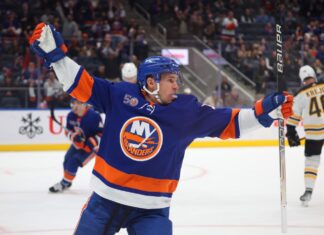 Zach Parise leaning towards NHL return — but Islanders face competition