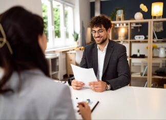 6 Signs You Need an Executive Assistant