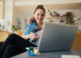 Working at Home With a Newborn? 6 Tips to Stay Sane