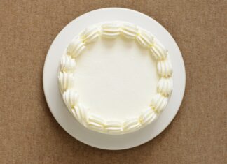 Company Congrats Cake Goes Viral Thanks to a Wife’s Message