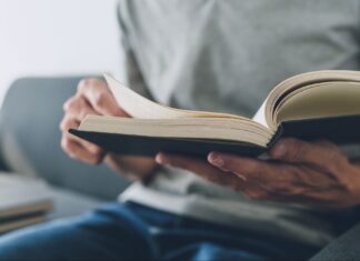 12 Books Every Tech Entrepreneur Should Read