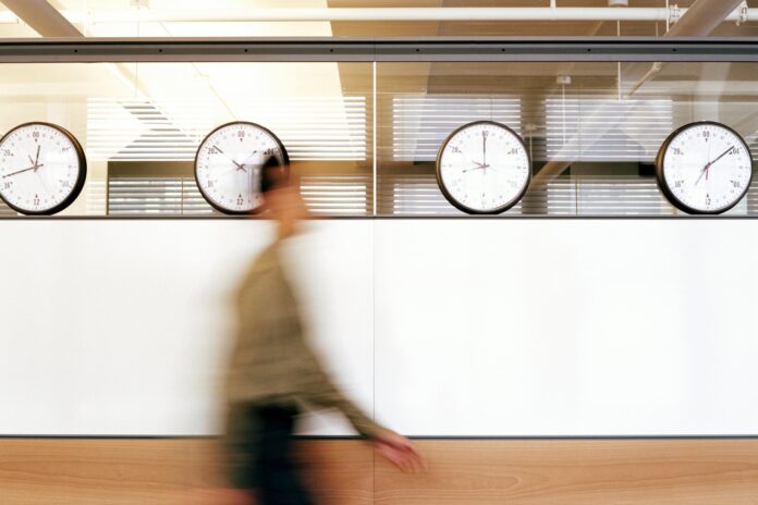 1702914446-factors-entrepreneurs-consider-before-going-global-g-CA31593.jpg