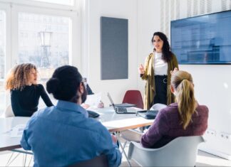 5 Ways to Earn Your Team’s Respect as a Leader
