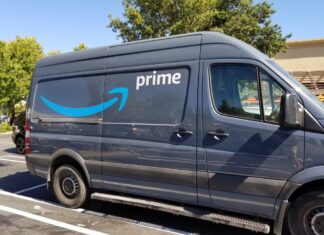 Black Amazon delivery driver attacked by white woman