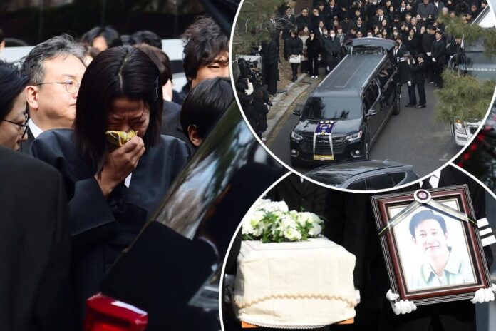 2023-lee-popular-south-korean-74203331.jpg