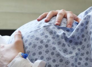 Woman, 70, ‘Feels Great’ After Using IVF to Give Birth to Twins