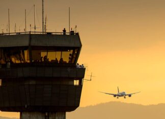 Some Air Traffic Controllers Are Turning to Booze, Drugs to Cope With Workload