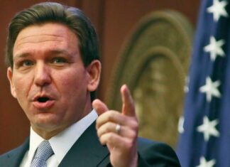 Tenured Professors Are Leaving Florida, Blame DeSantis’ Administration