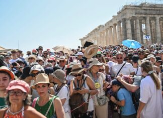 Tourists Can Pay $5,500 for Exclusive Tour of Greece’s Acropolis
