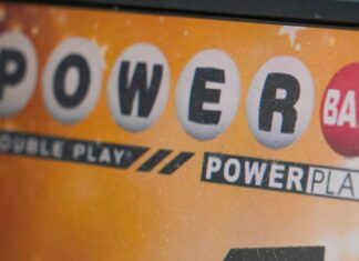 Powerball Jackpot Soars to $638 Million in Time for Christmas