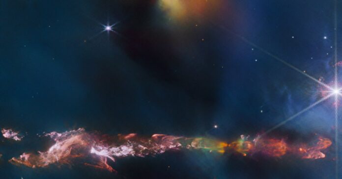 A_prominent_protostar_in_Perseus_pillars1.jpg
