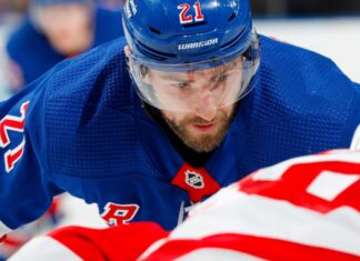 Rangers’ Barclay Goodrow forced to exit after exiting with face injury