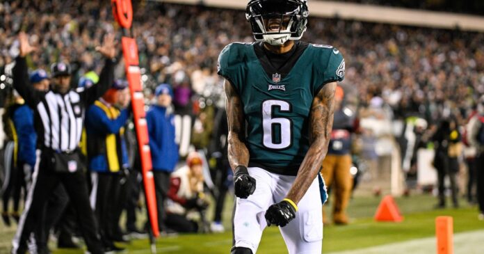 Devonta_Smith_2022.jpg