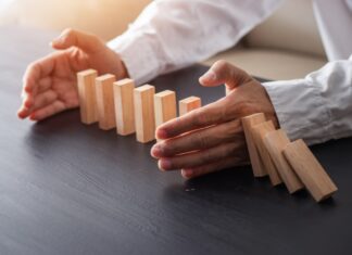 Navigating 2024: The impact of interest rate plateau on financial startups