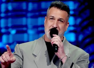 *NSYNC’s Joey Fatone and Backstreet Boys’ AJ McLean Hitting Road Together for 2024 ‘Legendary Night’ Tour