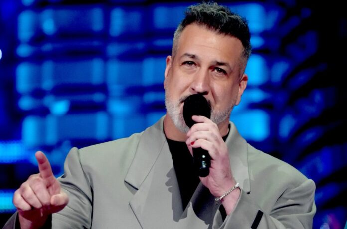 Joey-Fatone-2023-vma-billboard-1548.jpg