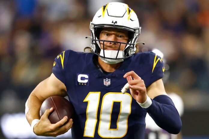 Justin-Herbert.jpg