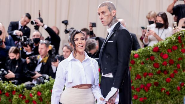 Kourtney-Kardashian-Breaks-Silence-on-Giving-Birth-FTR.jpg