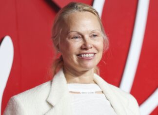 Pamela Anderson Makes Makeup-Free Appearance on 2023 Fashion Awards Red Carpet