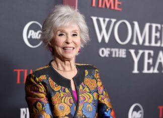 Rita Moreno Gets Special Serenade on Her 92nd Birthday & More Uplifting Moments in Latin Music