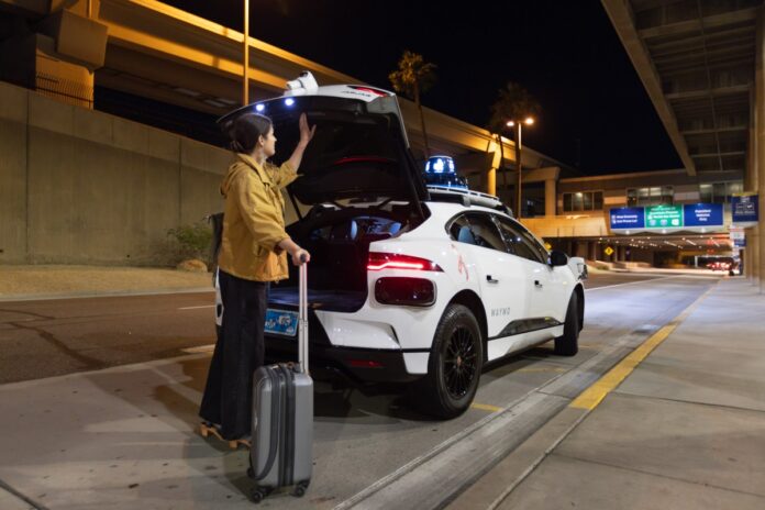 Sky-Harbor_Terminal_Waymo-1.jpg