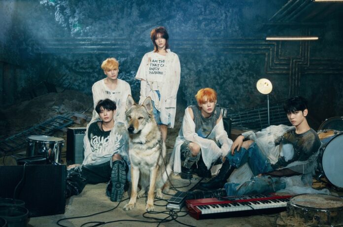 TOMORROW-X-TOGETHER-name-chapter-Credit-BIGHIT-MUSIC-2023-billboard-1548.jpg