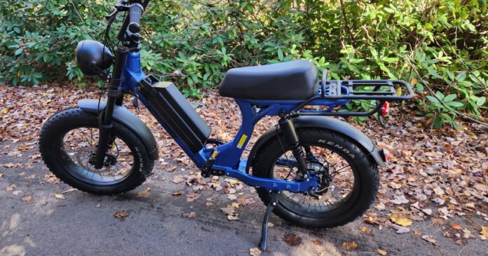 The-Juiced-Bikes-Scorpion-X2-has-adjustable-front-and-rear-suspensions-plus-a-plus-comfy-seat.jpg