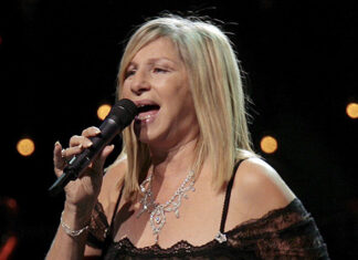 Barbra Streisand ‘Too Old to Care’ What People Think of Her Fashion – Hollywood Life