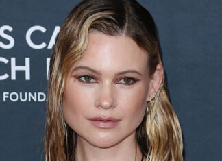 Behati Prinsloo’s Favorite Facial Mist – Hollywood Life