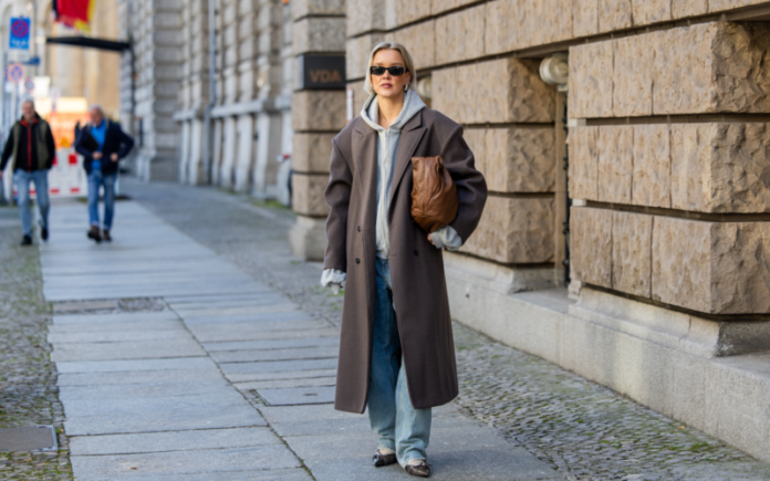 best-hoodies-for-women-800x500.png