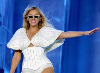 Beyoncé Gets Cozy in a Wintry White Max Mara Teddy Coat: Shop the Look