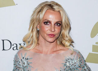 Britney Spears Shares Photo of Her Gym After She Burnt it Down – Hollywood Life