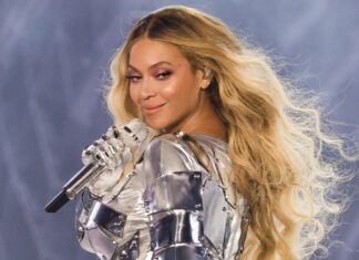 Beyoncé Surprises Fans at Renaissance Film Premiere in Brazil