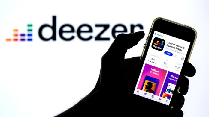 deezer-phone-billboard-pro-1260.jpg