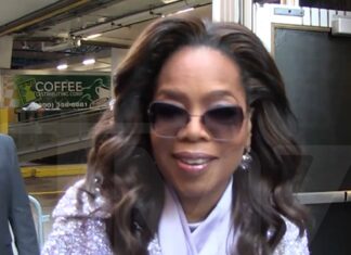 Oprah Comforted By Drew Barrymore Stroking Her, Demands Stedman Do the Same