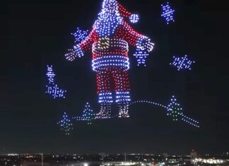 Festive drone show flies straight into the record books