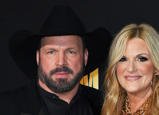 Garth Brooks and Trisha Yearwood’s Relationship Timeline – Hollywood Life