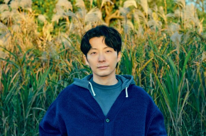 gen-hoshino-billboard-japan-1548.jpg