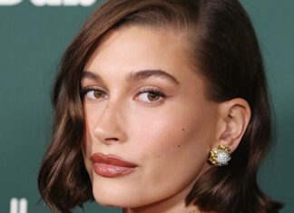 Hailey Bieber Recommends This Debloating Body Lotion – Hollywood Life