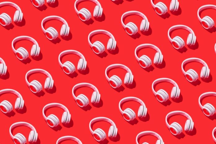 headphones.jpg