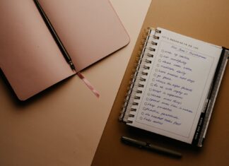 Conquering Your New Year’s Resolutions: A Calendar-Powered Guide
