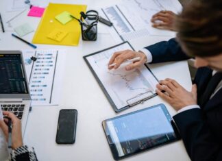 5 Ways Numbers-Phobic Entrepreneurs Can Handle Small Business Finance With Ease